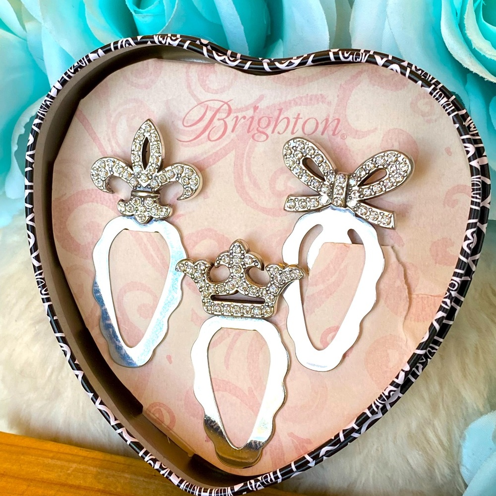 Make an Offer 🛍Come on send me an offer let’s make your Tuesday Treat YOU day🛍 - Picture 11 of 16